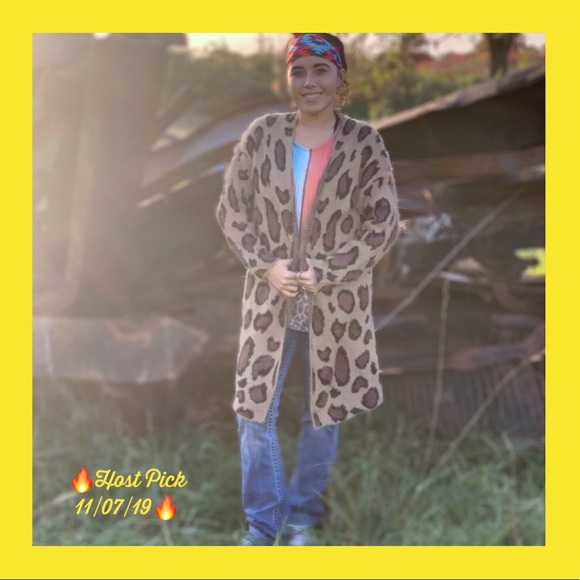 Sweaters - Leopard Snuggly Soft Cardigan